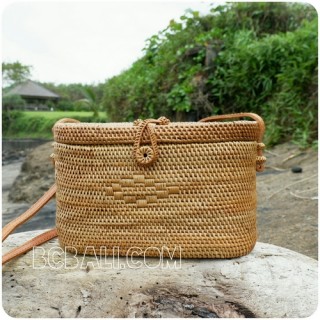 classic design cosmetic rattan straw bags full handwoven bali